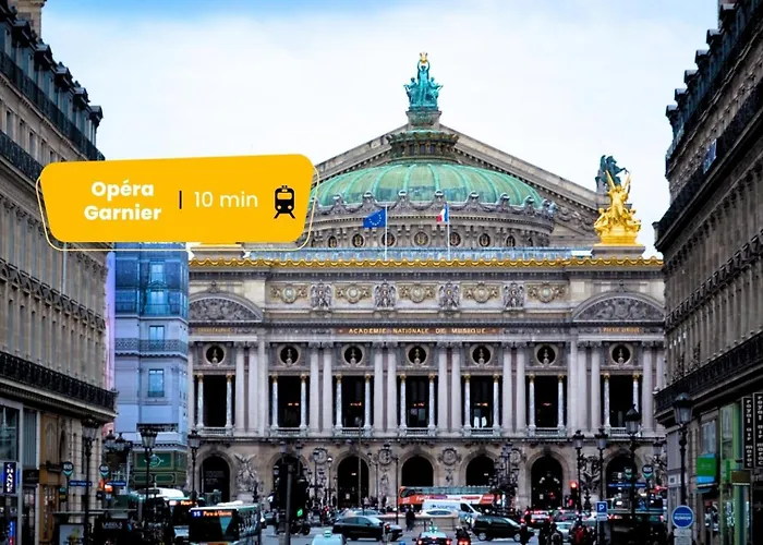 Apartment Martine Suite, Place De La Republique